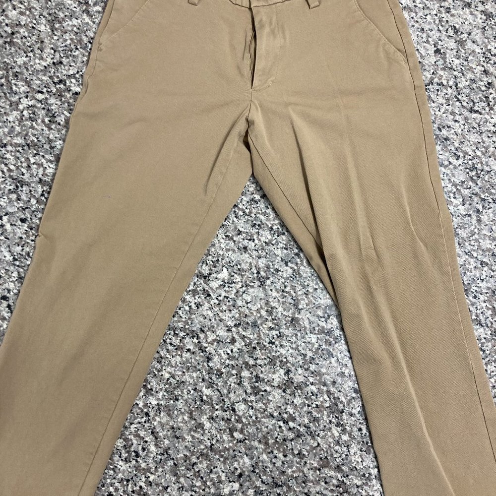 Docker's Straight Fit Khaki Pants 32/30